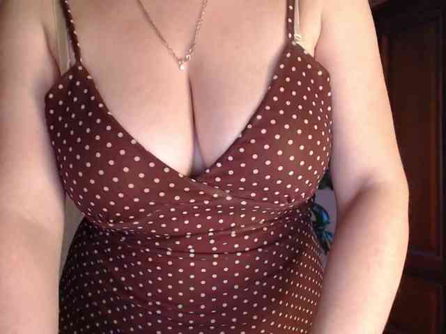 Alina-Lovely webcam
