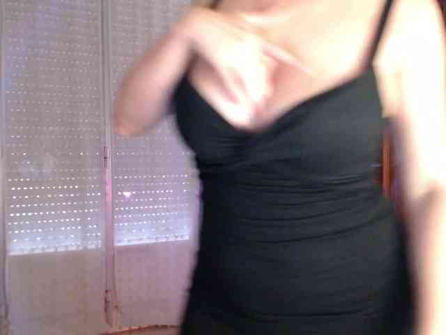 Alina-Lovely webcam