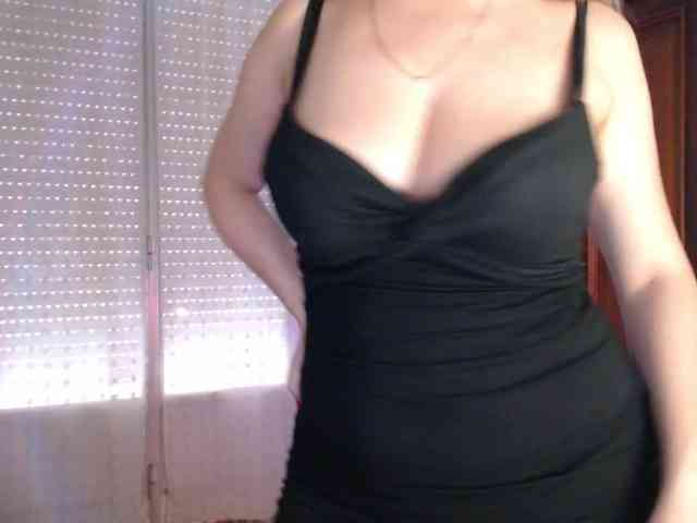 Alina-Lovely webcam
