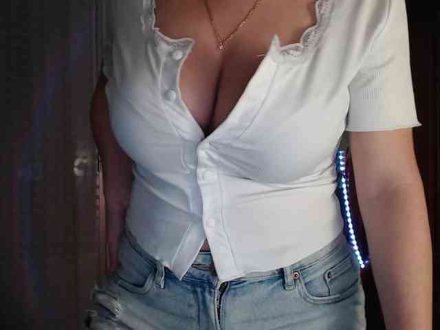 Alina-Lovely Alina-Lovely