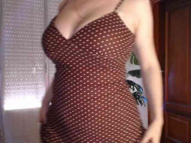 Alina-Lovely webcam