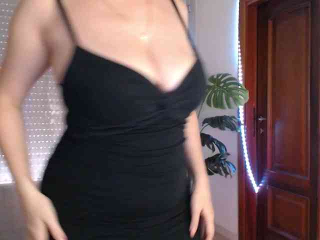 Alina-Lovely webcam