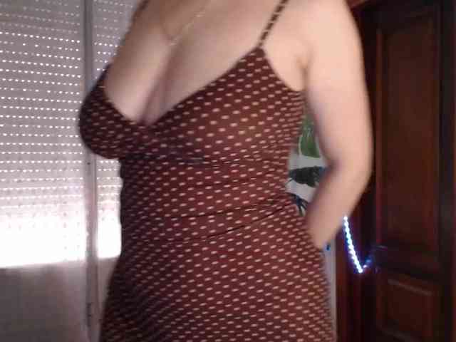 Alina-Lovely webcam