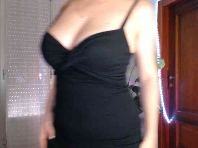 Alina-Lovely webcam