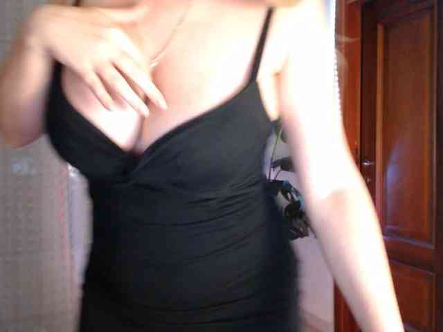 Alina-Lovely webcam
