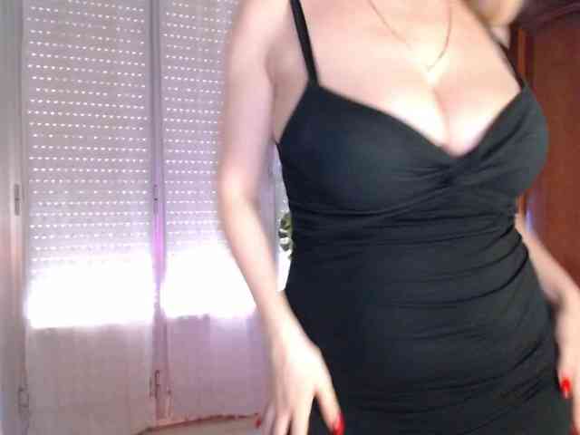 Alina-Lovely webcam