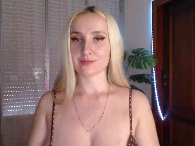 Alina-Lovely Alina-Lovely