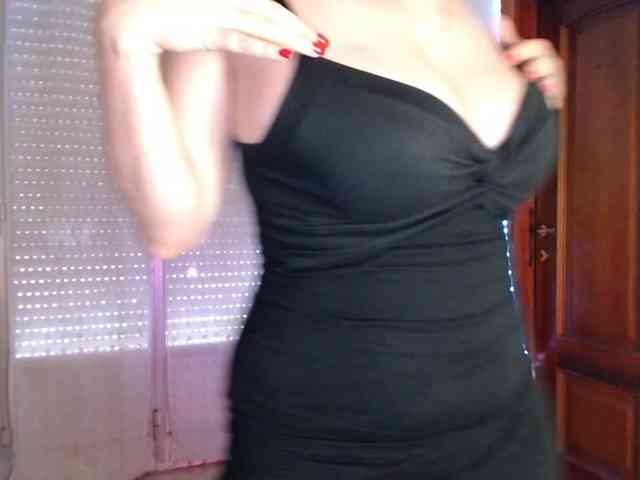 Alina-Lovely webcam