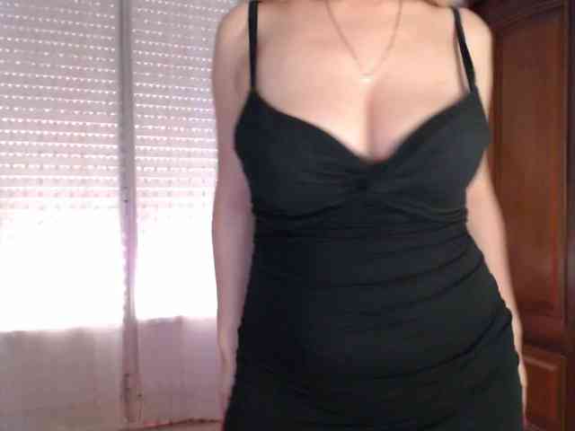 Alina-Lovely webcam