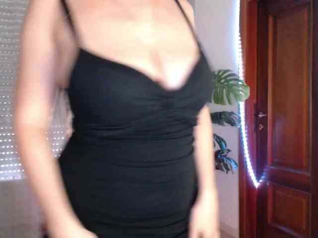 Alina-Lovely webcam
