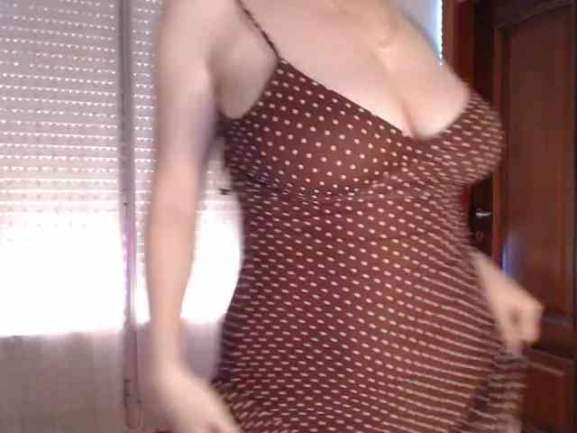 Alina-Lovely webcam