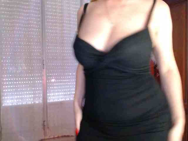 Alina-Lovely webcam