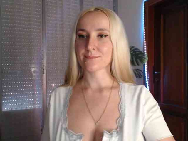 Alina-Lovely Alina-Lovely
