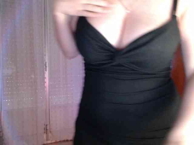 Alina-Lovely webcam