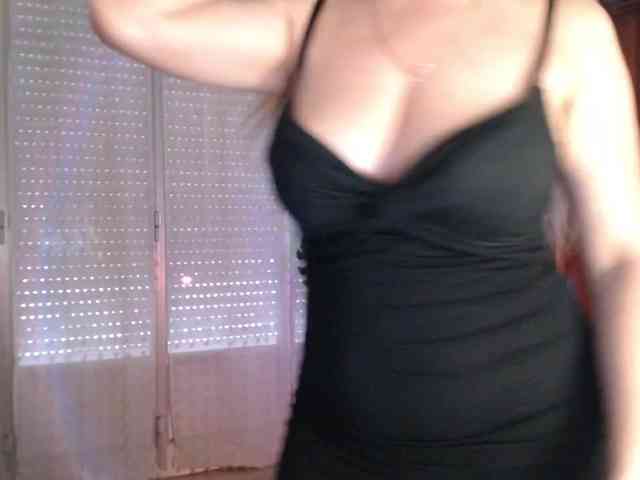 Alina-Lovely webcam