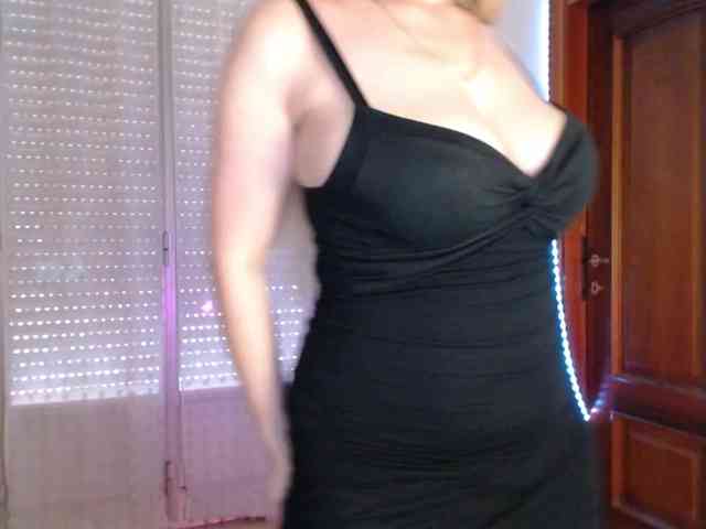 Alina-Lovely webcam
