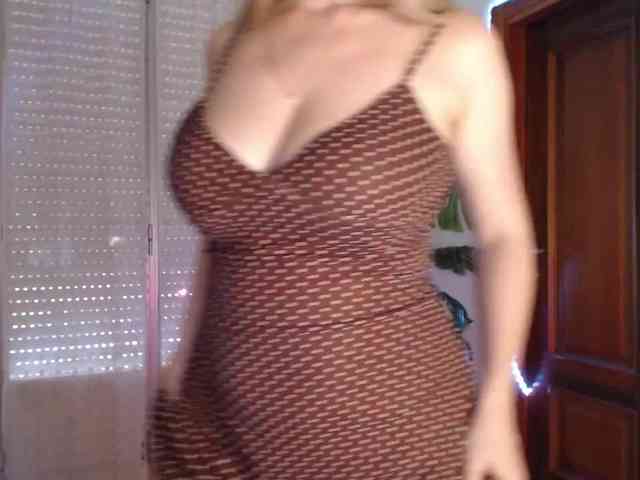 Alina-Lovely webcam