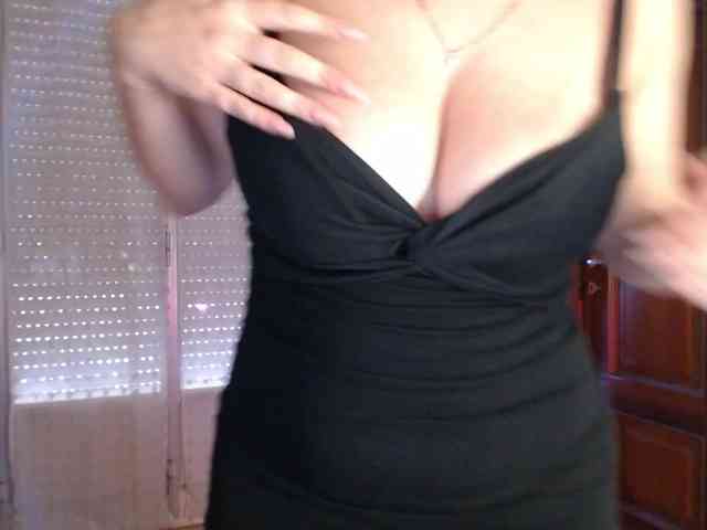 Alina-Lovely webcam