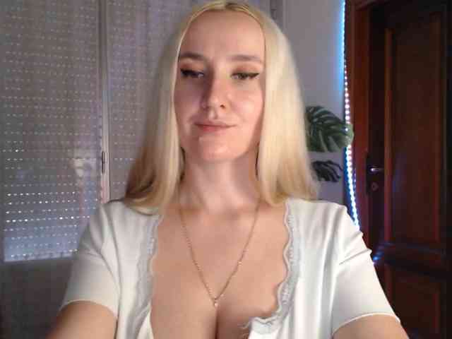 Alina-Lovely Alina-Lovely
