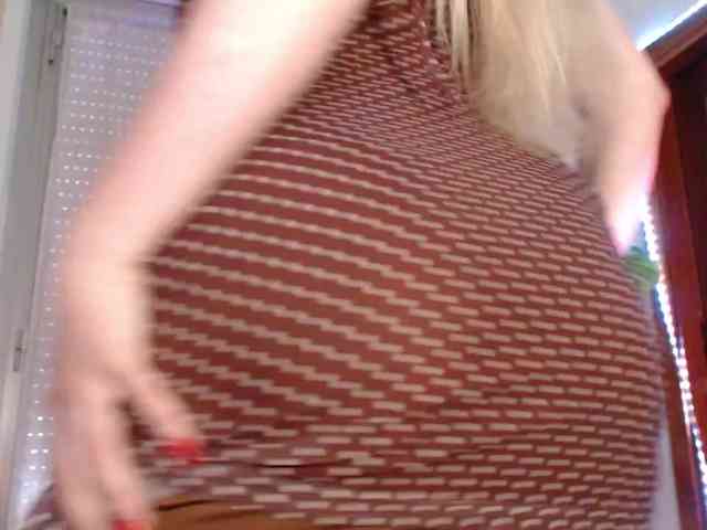 Alina-Lovely webcam