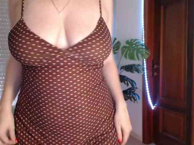 Alina-Lovely webcam