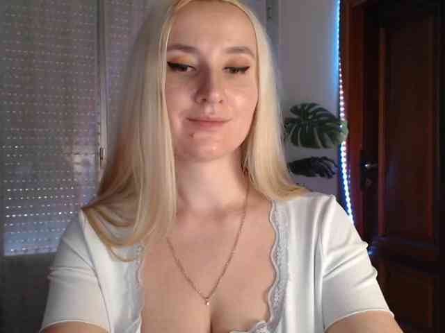 Alina-Lovely Alina-Lovely