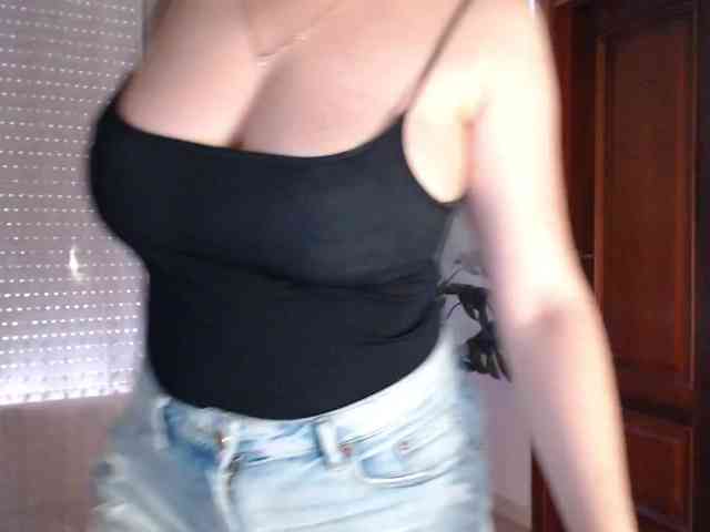 Alina-Lovely webcam