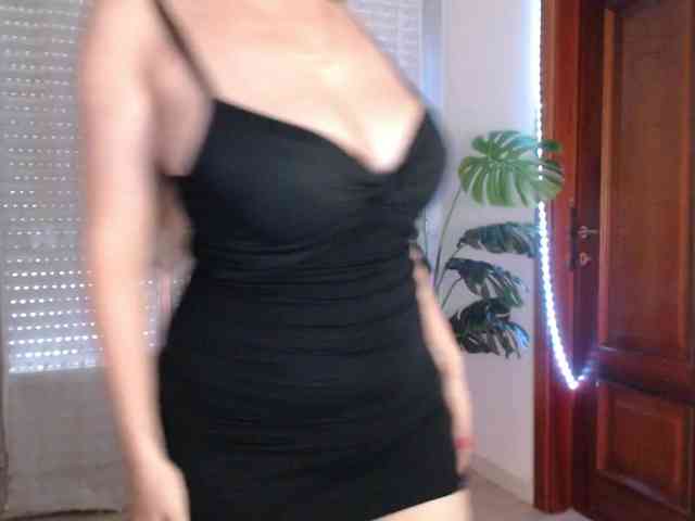 Alina-Lovely webcam