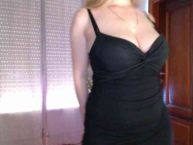 Alina-Lovely webcam