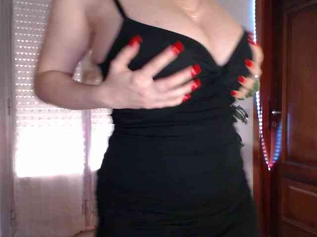 Alina-Lovely webcam
