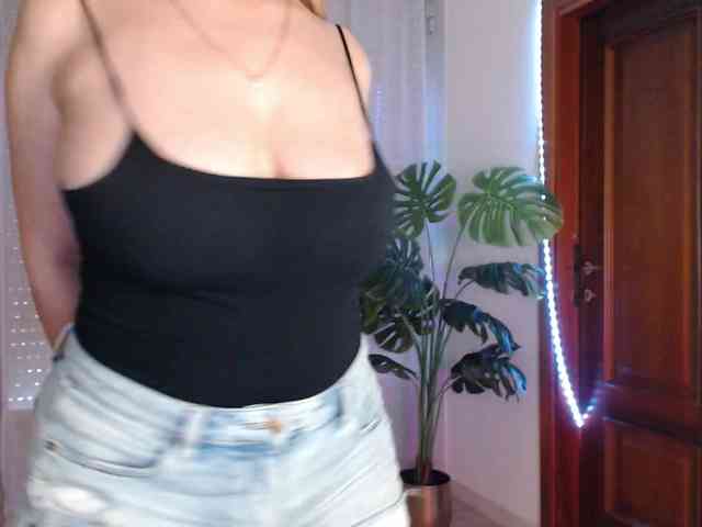 Alina-Lovely Alina-Lovely