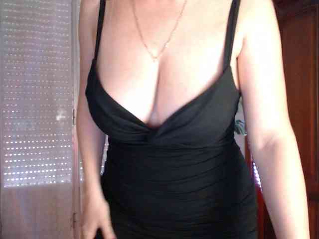 Alina-Lovely Live Webcam on BongaCams