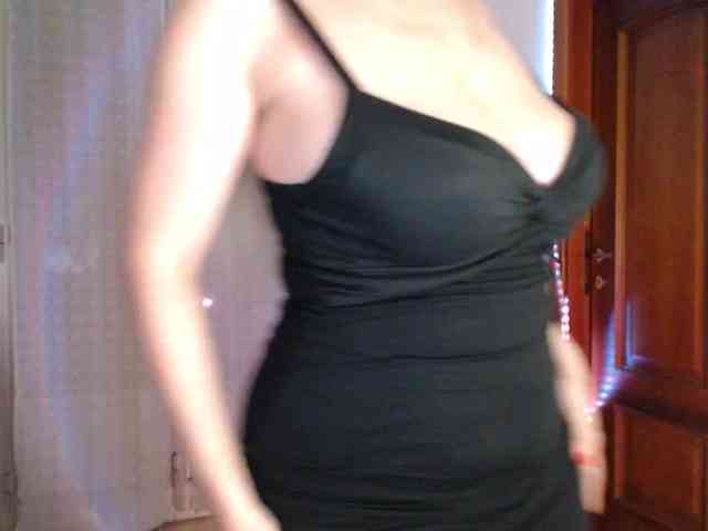Alina-Lovely webcam