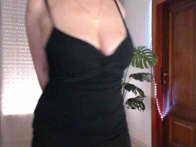 Alina-Lovely webcam