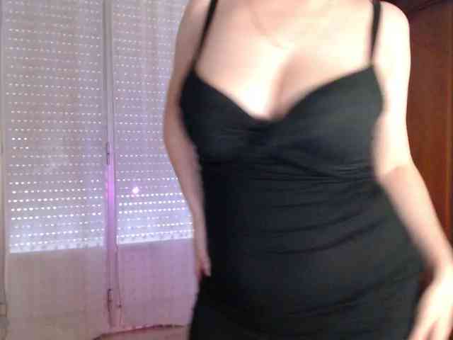 Alina-Lovely webcam