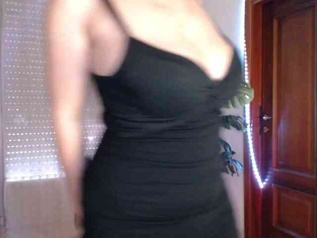 Alina-Lovely webcam