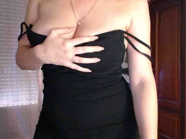 Alina-Lovely webcam