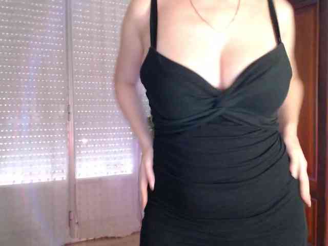 Alina-Lovely webcam