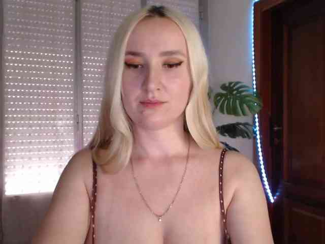 Alina-Lovely Alina-Lovely