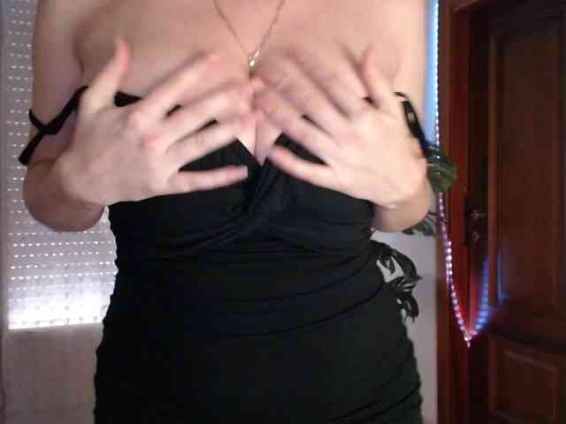 Alina-Lovely webcam
