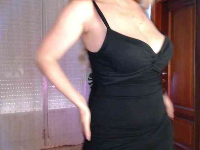 Alina-Lovely webcam