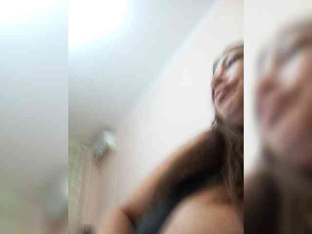 VikkyDream webcam