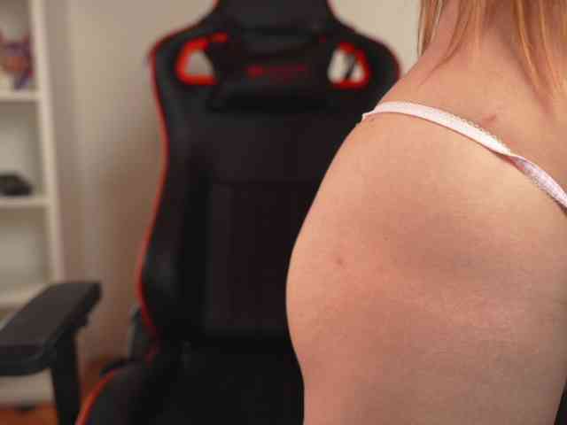 Vikky_Love