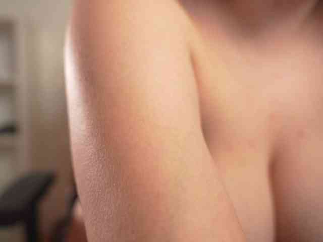 Vikky_Love