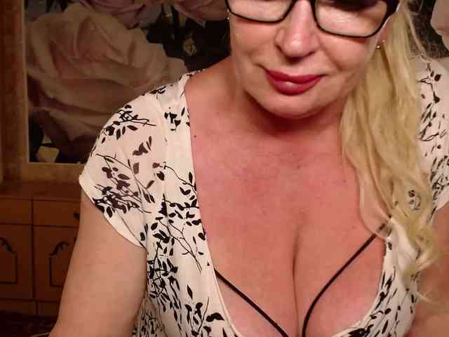 -Karolina555-