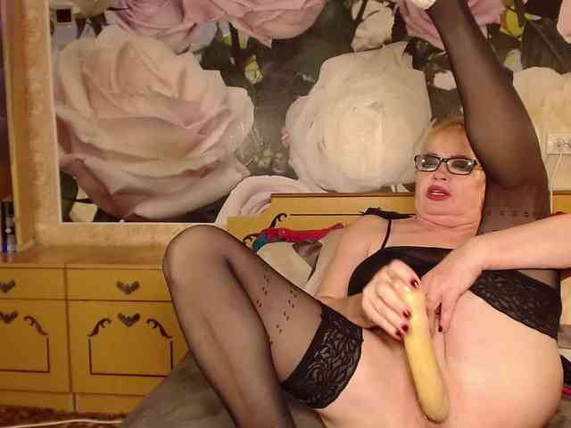 -Karolina555-