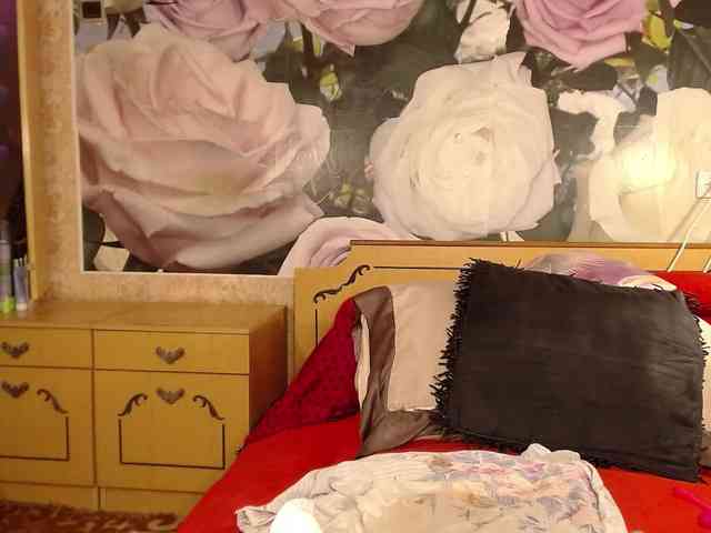 -Karolina555- live female cam on bongacams