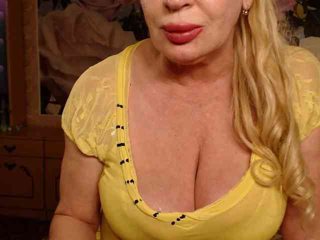 Модель: -Karolina555-