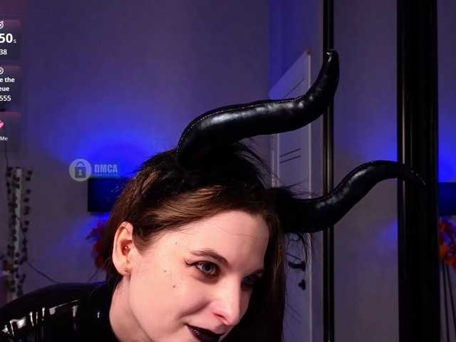 Sonia-Black live cam on BongaCams