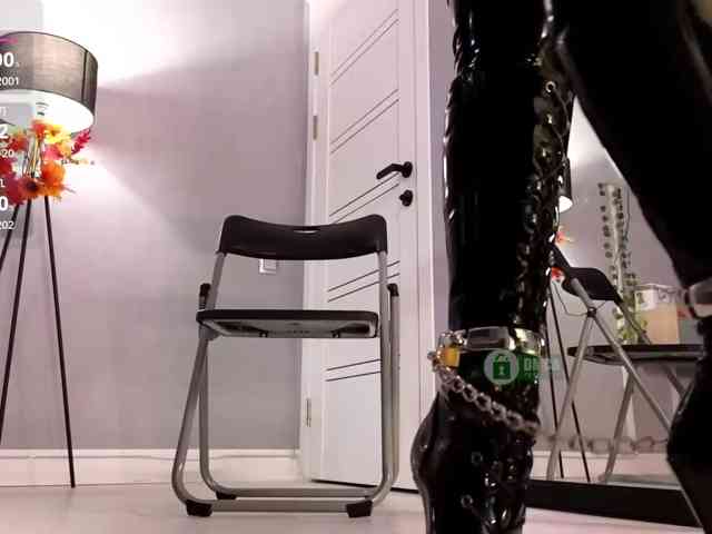 Sonia-Black webcam